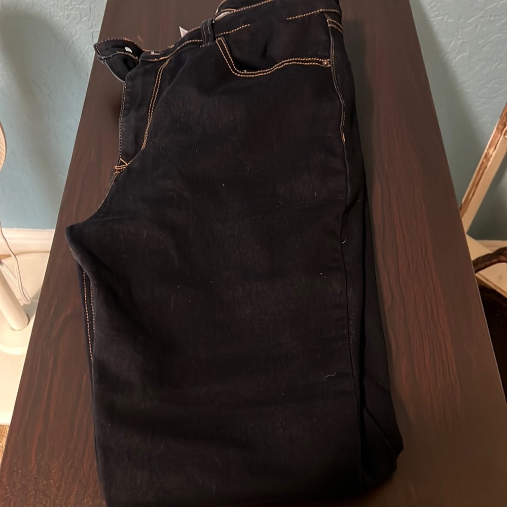 Dark blue stretch jeans